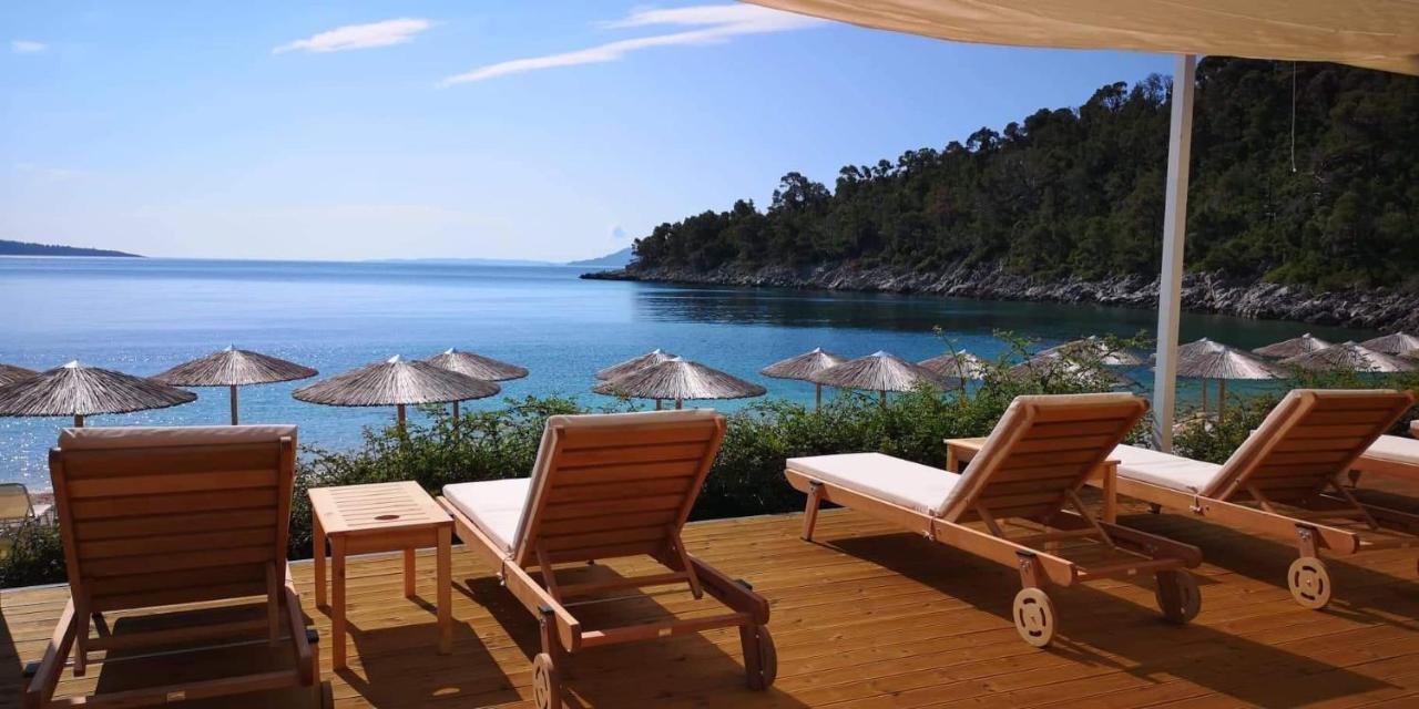 Eleon Suites Isomata Exterior foto