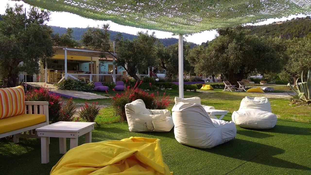 Eleon Suites Isomata Exterior foto